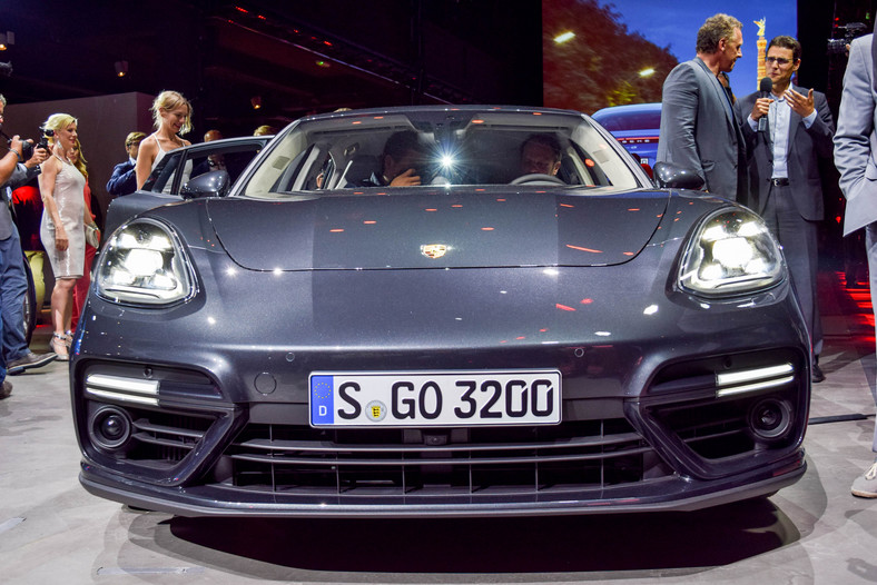 Nowe Porsche Panamera mamy pierwsze zdjęcia auta!