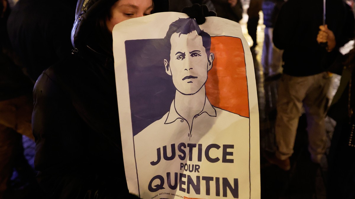 Odavanje počasti Kventinu Deranku u Francuskoj