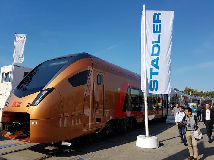 Elektryczny zespół trakcyjny Traverso na ekspresową trasę szwajcarskiej firmy SOB (produkcja Stadlera).