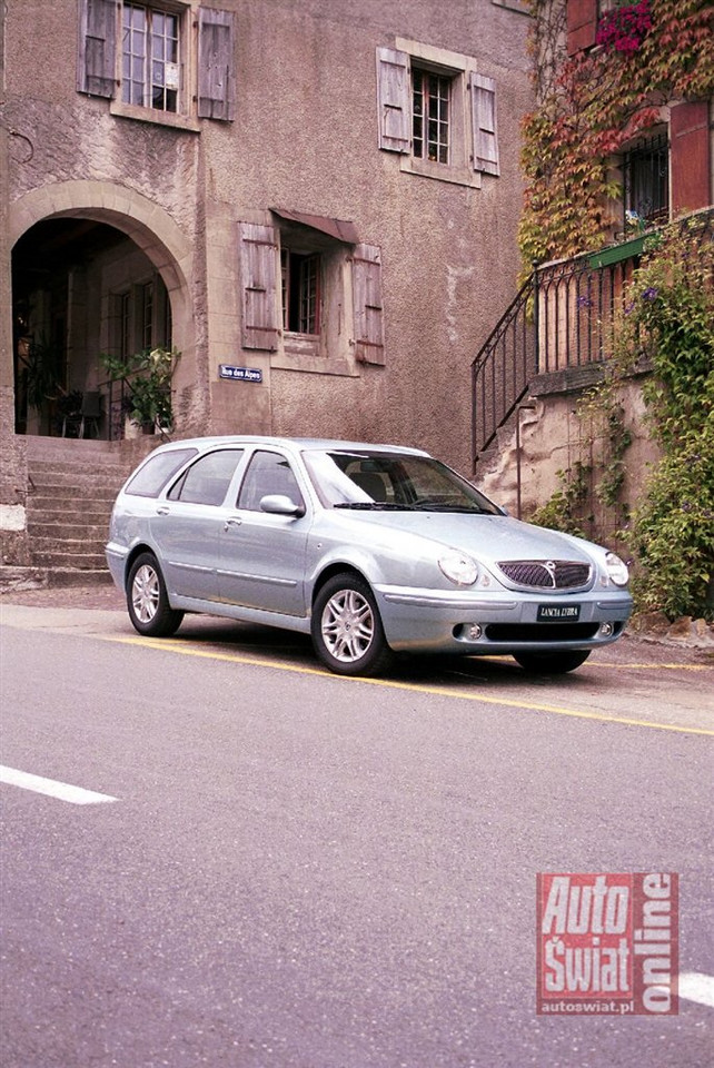 Lancia Lybra