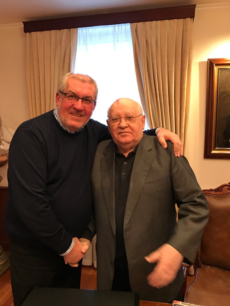 Zolcer János és Mihail Gorbacsov barátsága több mint húsz évre nyúlik vissza /Forrás: Zolcer János archívuma
