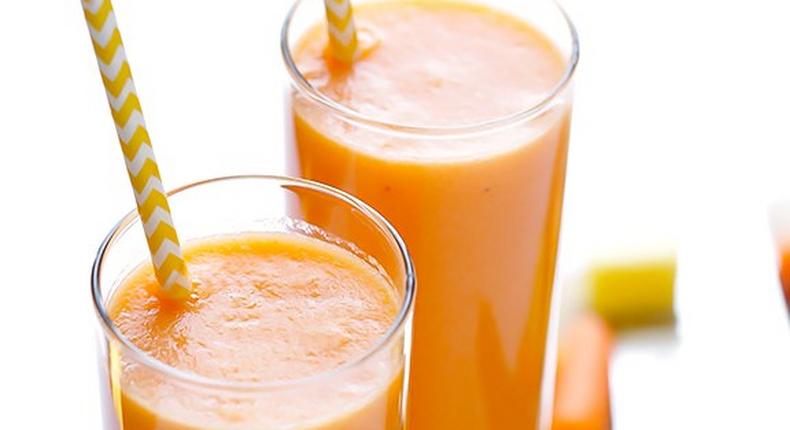 Pineapple carrot smoothie