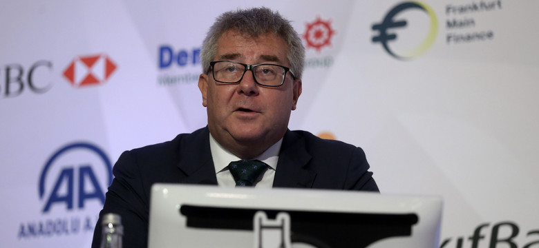 Czarnecki: Niewpuszczanie islamskich imigrantów jedyną metodą zapobiegania zamachom