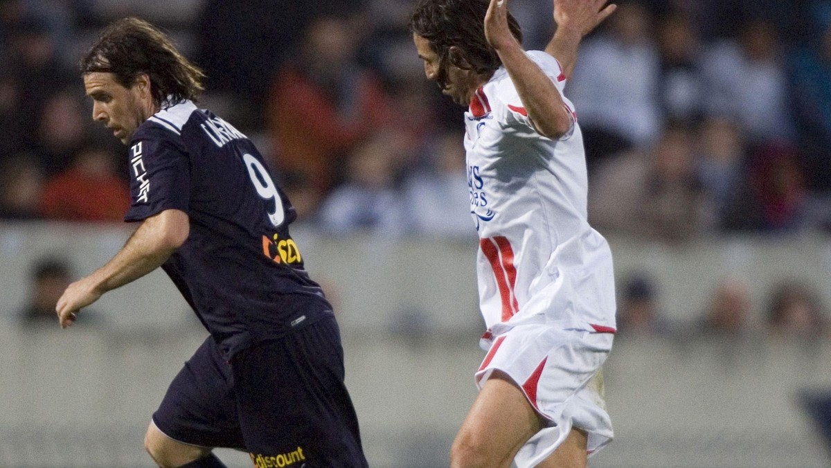 W sobotnich spotkaniach 31. kolejki francuskiej Ligue 1 Olympique Lyon pokonał 2:1 Rennes, OSC Lille przegrało z Valenciennes, a Girondins Bordeaux uległo 1:2 z Nancy.