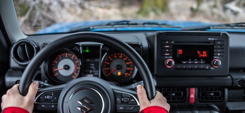 Suzuki zaoferuje w Polsce nową technologię napędu. "Te auta są tanie w zakupie i niezawodne"