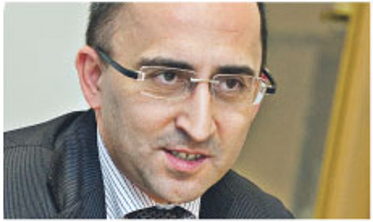 Andrzej Dębiec, partner, kancelaria Lovells