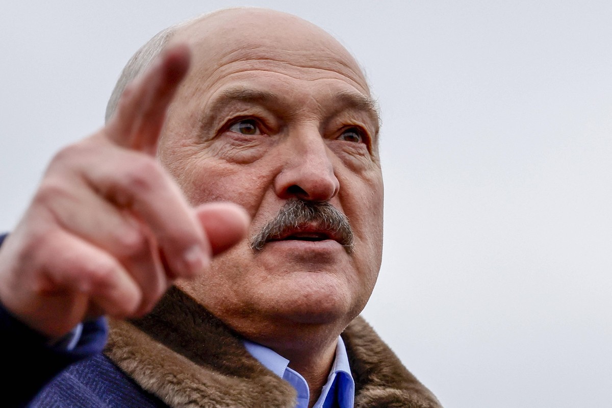 Białoruś z nową doktryną wojenną. Jest zapis o rosyjskiej broni jądrowej