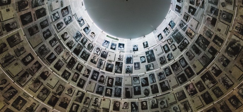 Yad Vashem potępia aukcję stempla do wykonywania tatuaży z Auschwitz