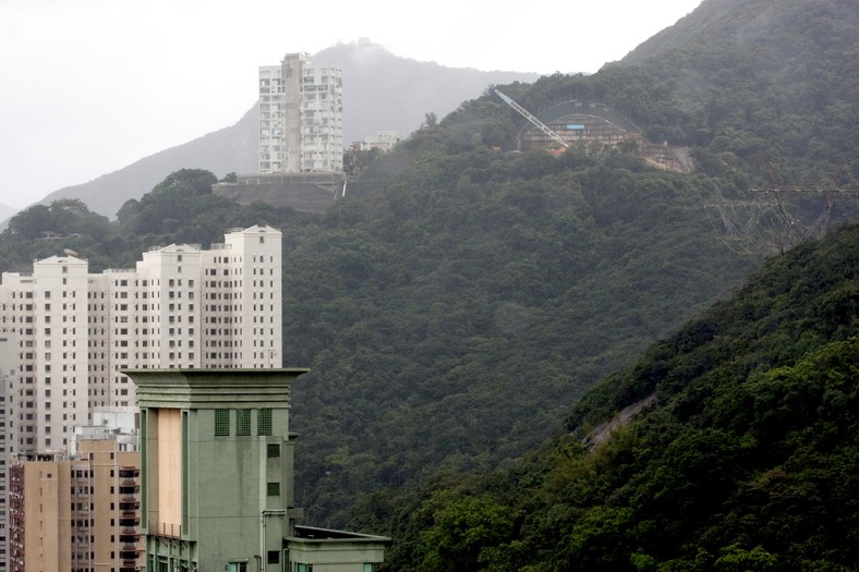 Apartamentowiec zaprojektowany przez Franka Gehry'ego w Hong Kongu, 53 Subbs Road