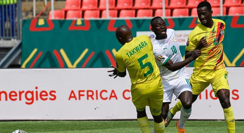 Sadio Mané Libère le Sénégal face au Zimbabwé sur pénalty