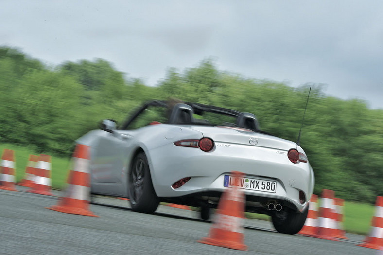 Mazda MX-5 Skyactiv-G 131 - mistrzyni wagi lekkiej