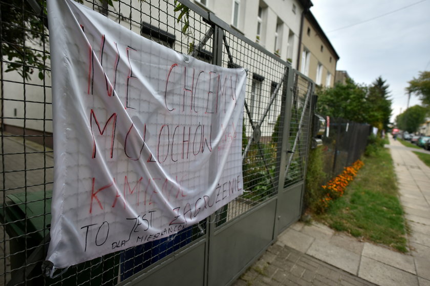 Mieszkańcy ulicy Warneńczyka i Kominowej protestują przeciwko budowie nowego centrum handlowego w ich sąsiedztwie