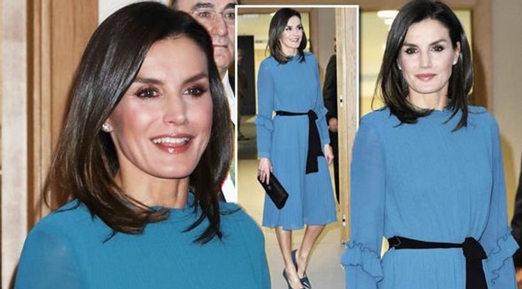 Queen-Letizia-wearing-a-blue-jumpsuit-1080683