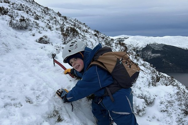  Sanae Takaiči i SI Đinping 