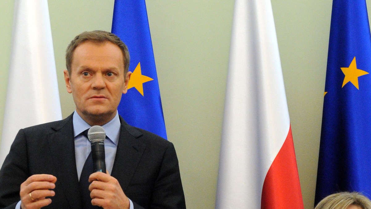 Premier Donald Tusk ostrzegał podczas spotkania z pracownicami m.in. z "S" i OPZZ, że jeśli nie będzie podniesienia wieku emerytalnego, nastąpi katastrofa m.in. finansów, rynku pracy. Kobiety odpowiadały, że nie wytrzymają pracy do 67. roku życia.