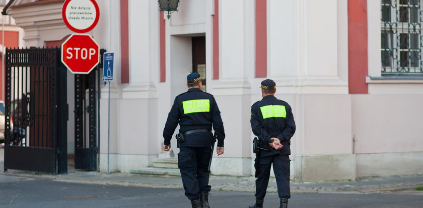 Dla kogo jest straż miejska? Czy należy ją zlikwidować?