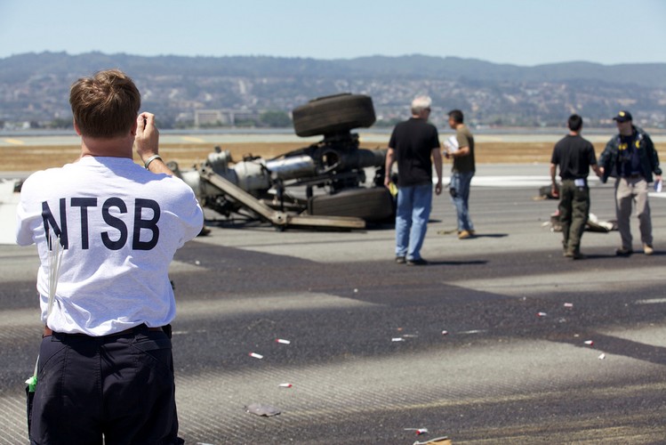 Boeing 777 linii Asiana Airlines
