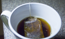 Jaka herbata obniża poziom cukru we krwi? Lekarz odpowiada
