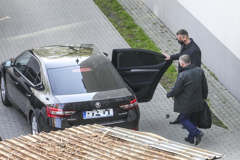 Prezes NIK Marian Banaś pojawił się z ochroniarzem