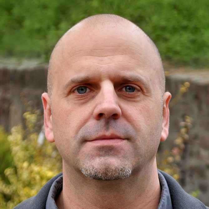 Prim. dr Ivan Mihaljev, specijalista neurologije i klinički neurofiziolog: Tzv. produžena nesanica, može da bude i prvi znak pojedinih psihijatrijskih bolesti poput anksioznog poremećaja, depresije ili poremećaja ličnosti 