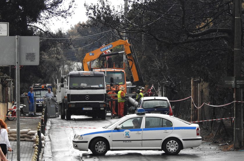 Grecja budzi się po tragedii