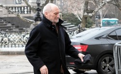 Macierewicz: Zachodni sojusznicy Tuska usiłują wymusić na opozycji zjednoczenie