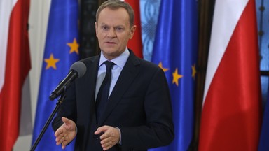 Tusk zarzuca PiS kłamstwo; Kaczyński: PO to partia oszustów