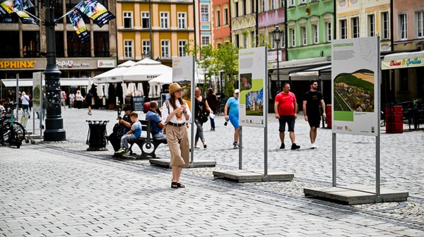Na początku sierpnia ekspozycja dotarła na wrocławski Rynek.