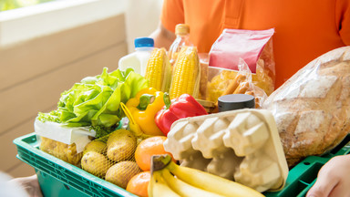 Jak zaoszczędzić na zakupach spożywczych? Dobieram produkty tylko za 1 zł