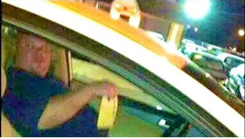 Kristofer Pagano teroriše žene