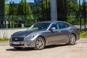 Infiniti Q70 Hybrid