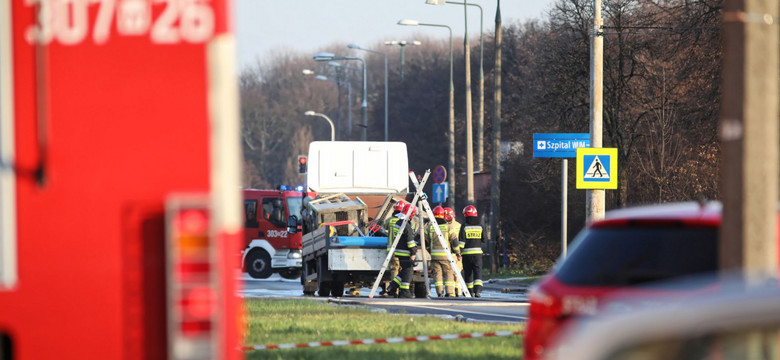 Rozszczelnienie butli z gazem w Warszawie. Koniec utrudnień na Banacha [ZDJĘCIA]