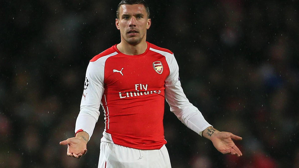 Napastnik Arsenalu Lukas Podolski jest coraz bardziej sfrustrowany swoją sytuacją na Emirates. Reprezentant Niemiec może pomarzyć o grze w podstawowym składzie, a często nawet nie podnosi się z ławki rezerwowych. Piłkarz po raz kolejny dał odczuć, że nie jest zadowolony i wszystko wskazuje na to, że zimą zmieni pracodawcę.