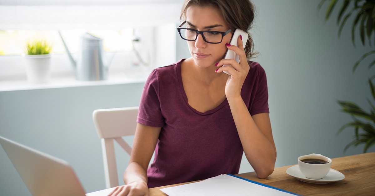 Jak budować mięśnie, siedząc przy biurku? Ortopeda wyjaśnia tajniki treningu izometrycznego