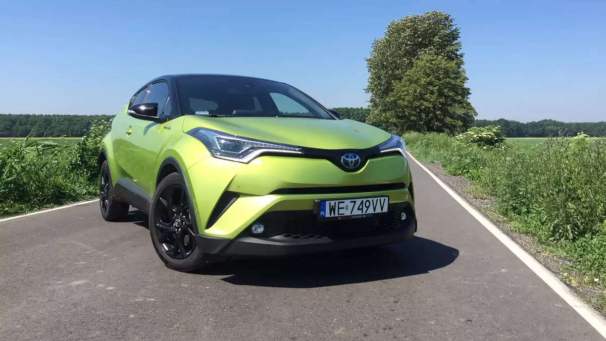 Toyota C-HR Hybrid Neon Lime