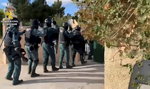 Brawurowa akcja policji. Polak zabarykadował się w hiszpańskiej willi. Padły strzały [FILM]