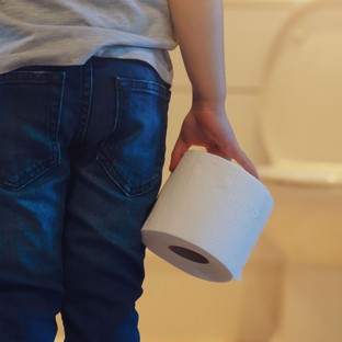 Már napok óta tart a székelési inger a fiamnál - hogyan segíthetnék? Az orvos válaszol