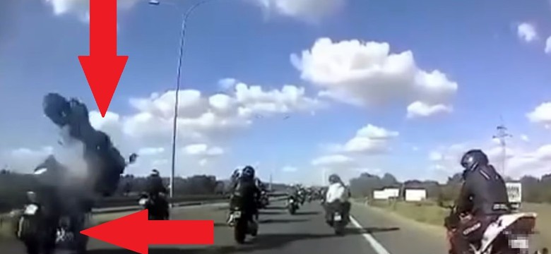 Wypadek motocyklistów w Płocku. Drastyczne nagranie trafiło do sieci