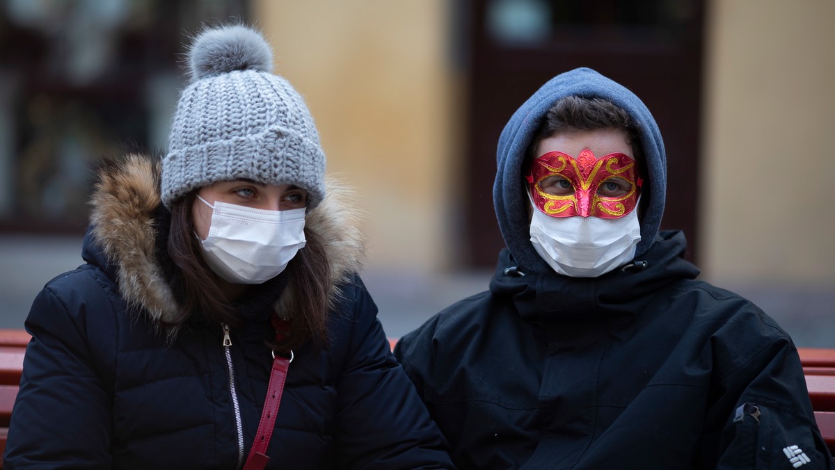 Koronawirus we Włoszech: Główny Inspektor Sanitarny wydał zalecenia dla wracających