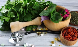 Medycyna naturalna bez preferencji w VAT