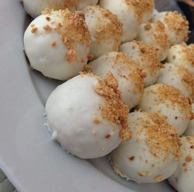 Jednostavne čizkejk kuglice 