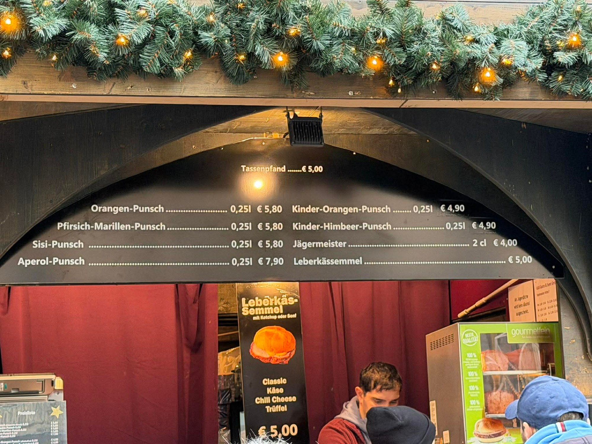 Čitateľka sa vydala na vianočné trhy na námestí Stephansplatz. 