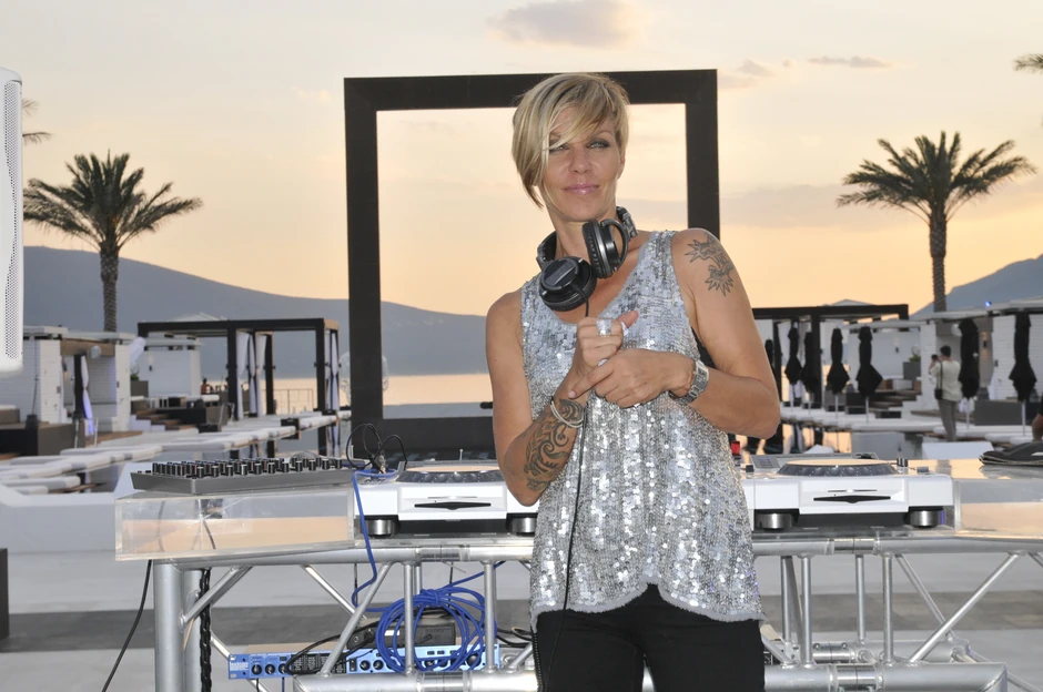 Zabava je potrajala do jutra