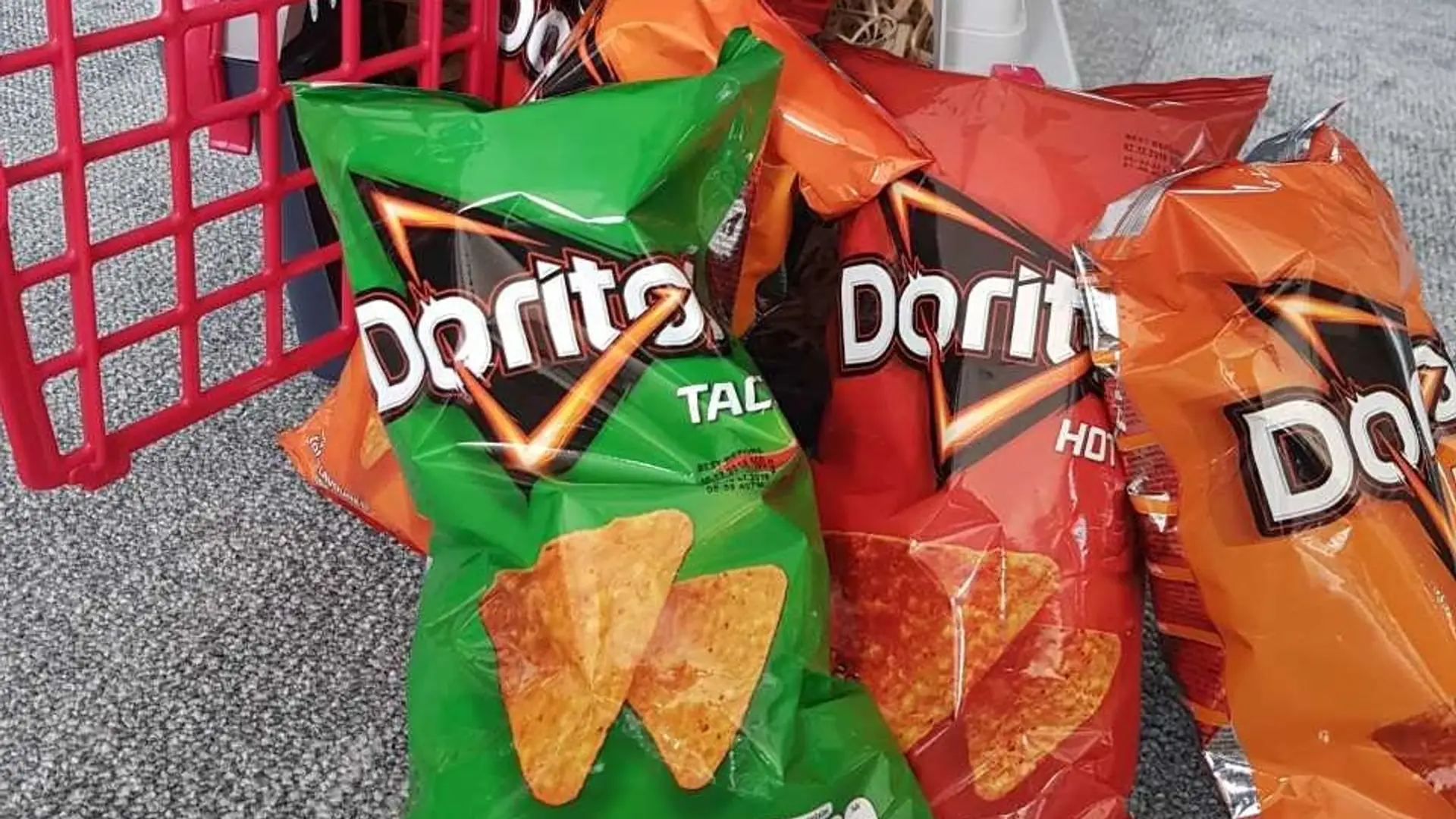 Spróbowaliśmy kultowych chipsów Doritos. Trzy smaki nareszcie w Polsce!