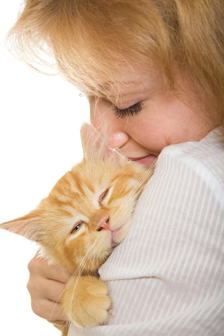 Poznato je da mačke uživaju u dodiru