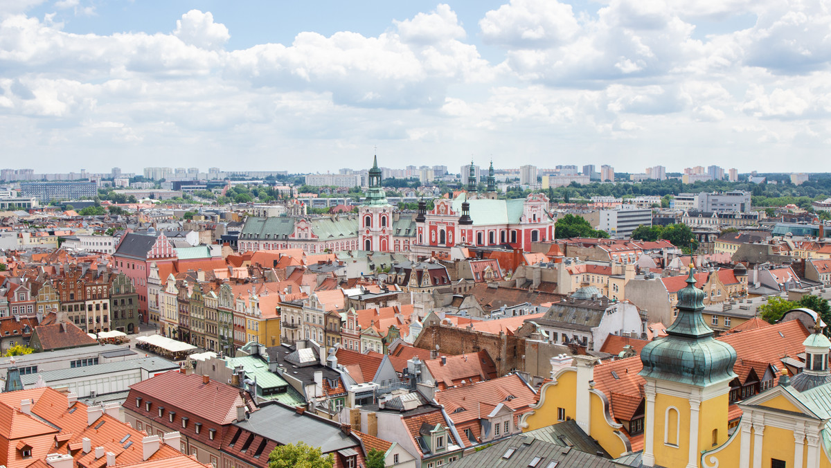 Tańsze bilety do teatrów w niedziele wolne od handlu mają przyciągnąć poznaniaków do placówek kulturalnych. Pilotaż akcji "niedziele w teatrze" ruszy w Poznaniu w czerwcu.