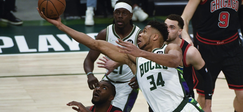 NBA: broniący tytułu Bucks fazę play off zaczęli od wygranej