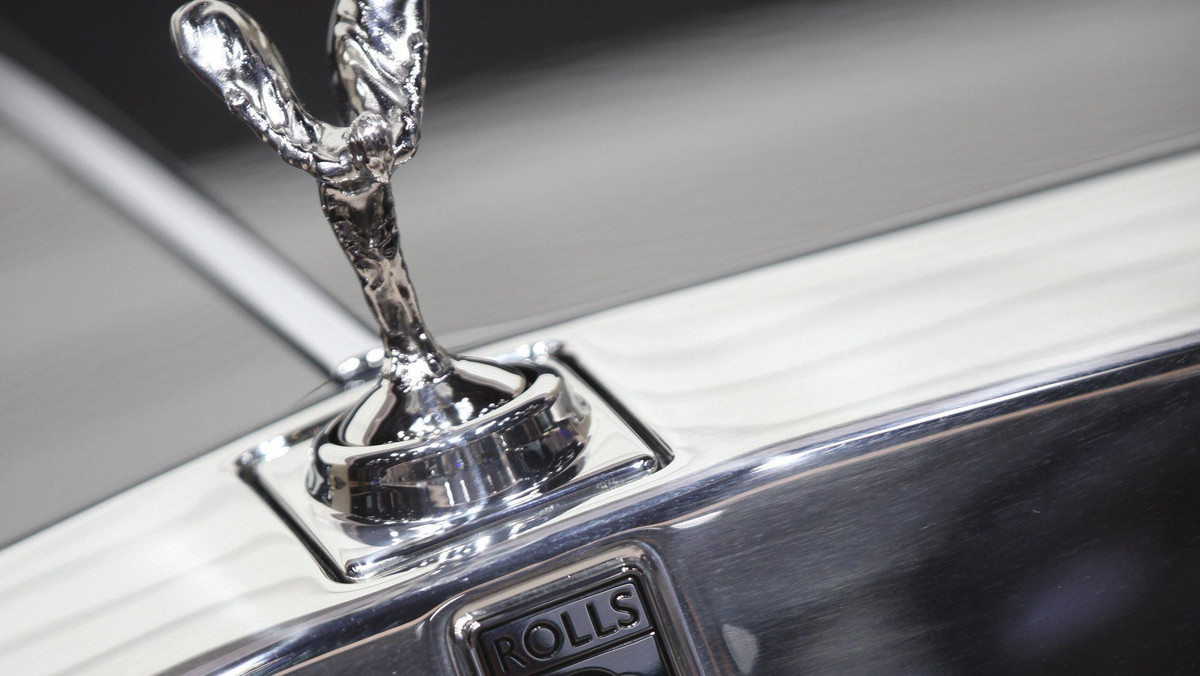 Produkująca luksusowe samochody osobowe firma Rolls-Royce Motor Cars poinformowała, że w ubiegłym roku miała najlepsze wyniki sprzedaży od czasu przejęcia jej przez niemiecki koncern motoryzacyjny BMW siedem lat temu.