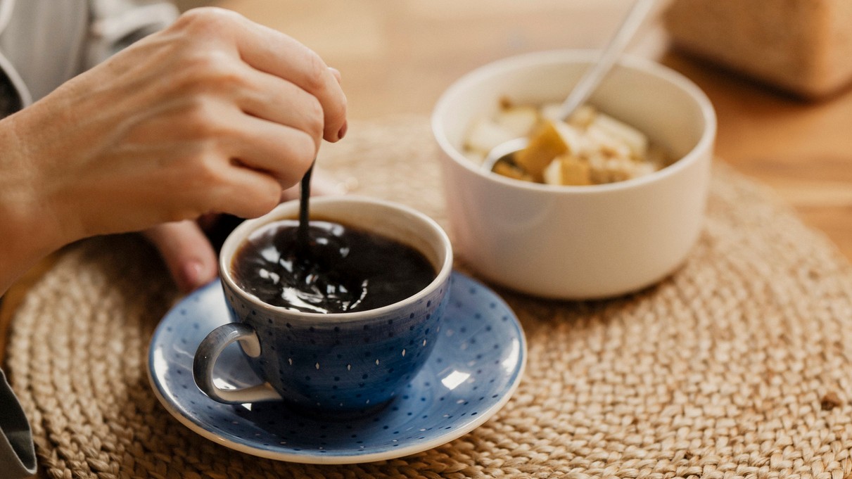 Obilná káva sa vracia. Prečo ju odborníci odporúčajú namiesto klasickej?