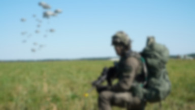 Symboliczne ćwiczenia izraelskich spadochroniarzy w Polsce i Niemczech